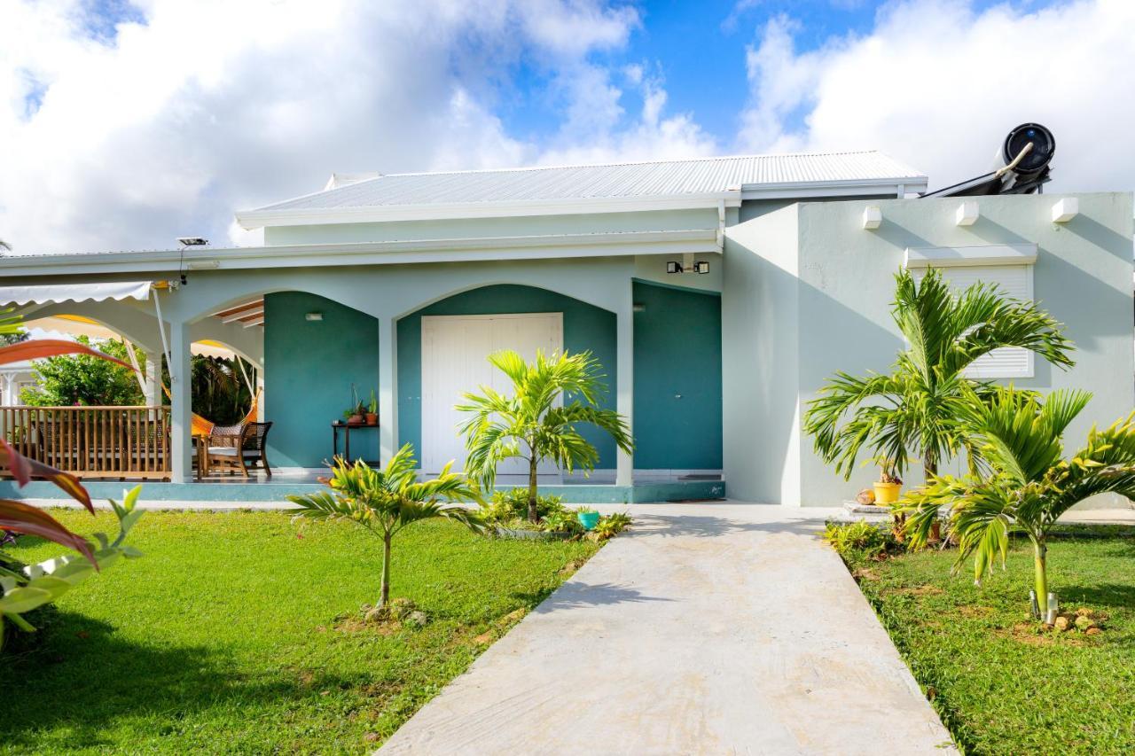 Villa L'Artist En Bord De Mer Avec Piscine Privee Sainte-Rose Kültér fotó