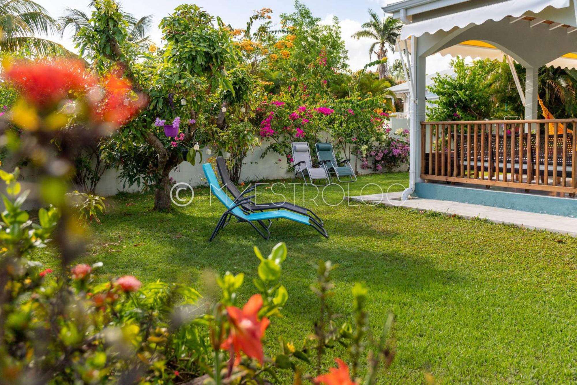 Villa L'Artist En Bord De Mer Avec Piscine Privee Sainte-Rose Kültér fotó